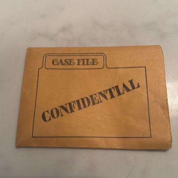 Vintage 1972 Clue Board Game Replacement Cards FULL SET Parker Brothers - Picture 8 of 9